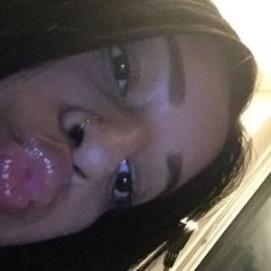 Meet your Posher, Diana